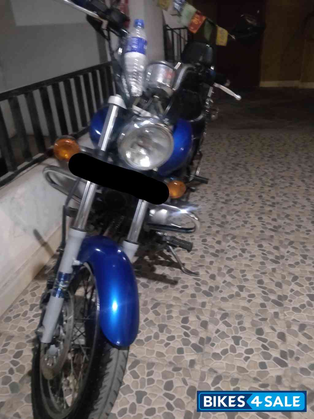 Bajaj Avenger 220 DTS-i