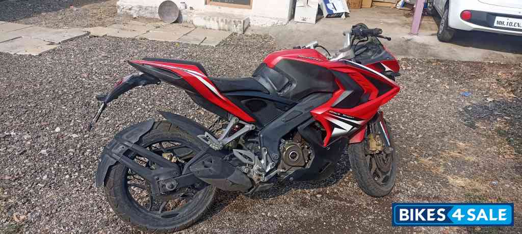 Bajaj Pulsar RS 200 Bajaj Pulsar RS 200