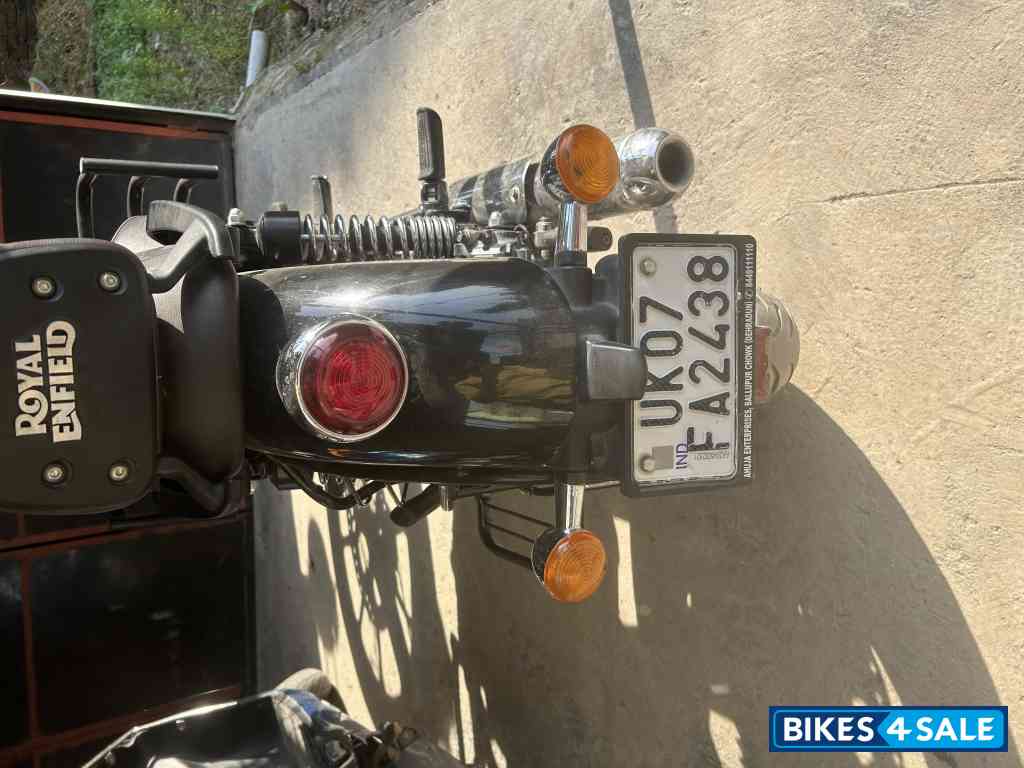 Brown Royal Enfield Meteor 350 Brown Royal Enfield Meteor 350