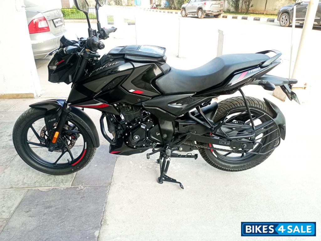 Bajaj Pulsar N150 Bajaj Pulsar N150