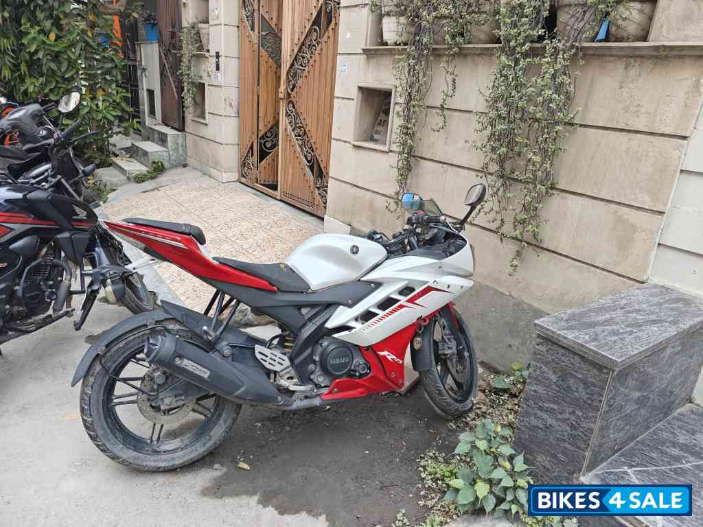 Yamaha YZF R15 Yamaha YZF R15