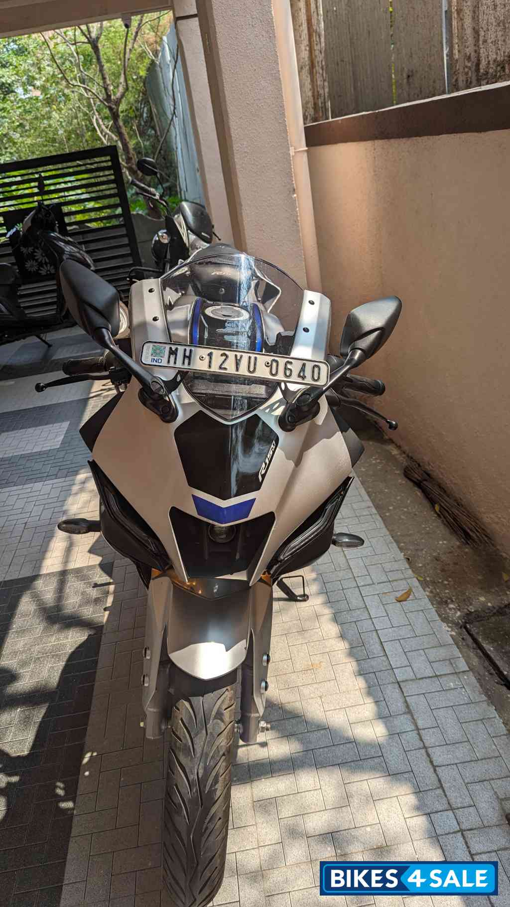 Yamaha R15M