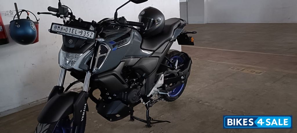 Grey - Metallic Yamaha FZ-S FI Ver 4.0 Grey - Metallic Yamaha FZ-S FI Ver 4.0