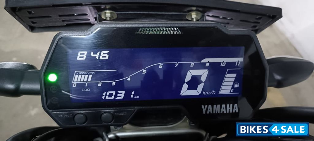 Grey - Metallic Yamaha FZ-S FI Ver 4.0 Grey - Metallic Yamaha FZ-S FI Ver 4.0