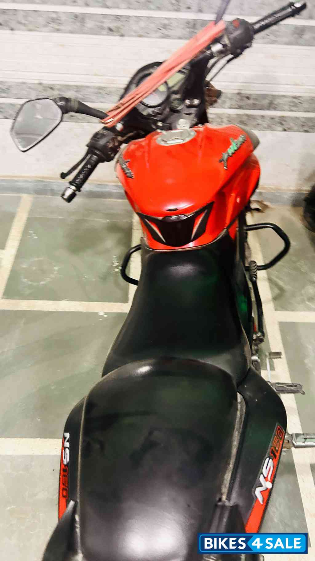 Red Bajaj Pulsar NS 160 Red Bajaj Pulsar NS 160