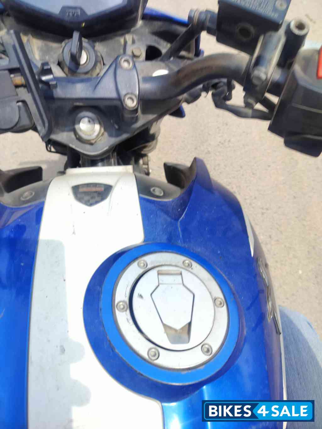 TVS Apache RTR 160 4V TVS Apache RTR 160 4V