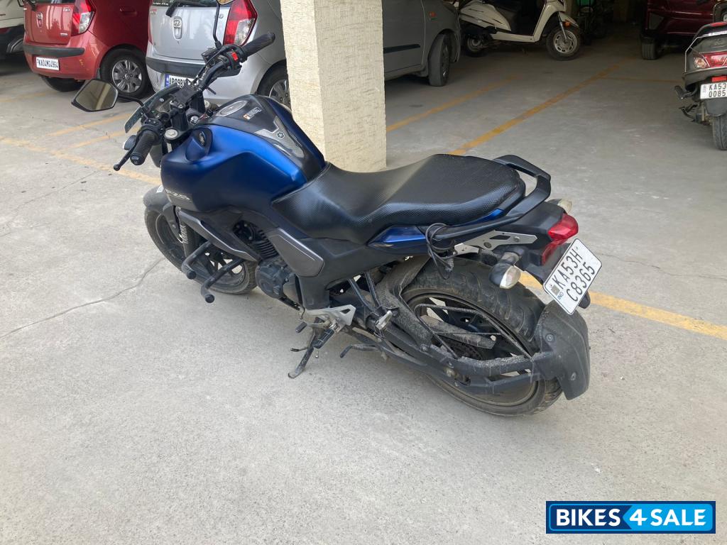 Yamaha FZ-S FI V3 Yamaha FZ-S FI V3