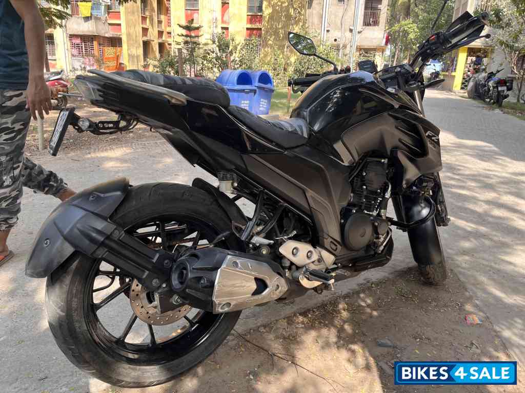 Yamaha FZ 25 BS6 Yamaha FZ 25 BS6
