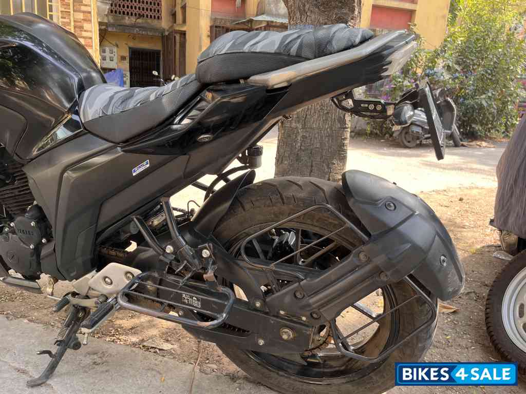 Yamaha FZ 25 BS6 Yamaha FZ 25 BS6