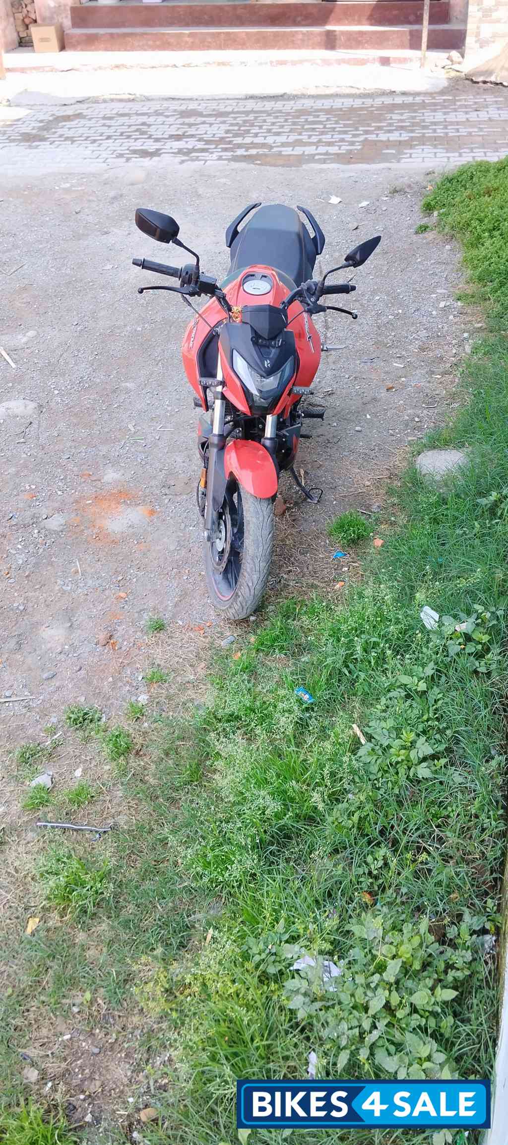 Red End Black Combo Hero Xtreme 160R 4V Pro Red End Black Combo Hero Xtreme 160R 4V Pro