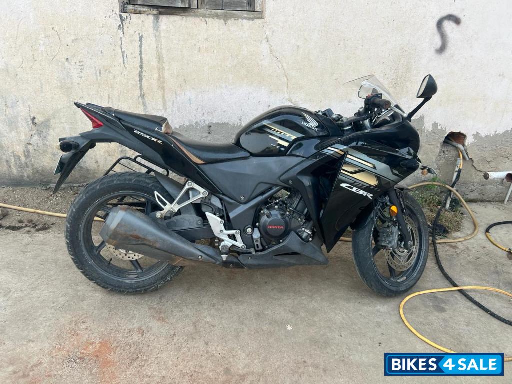 Honda CBR 250R ABS Honda CBR 250R ABS