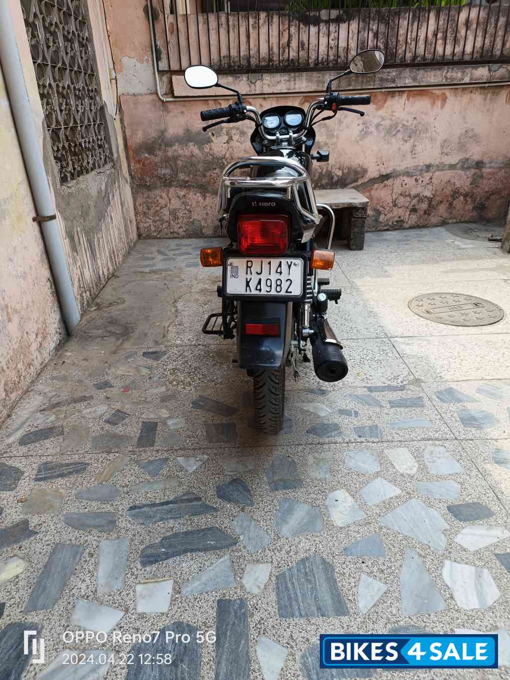 Hero Splendor Plus Black and Accent Hero Splendor Plus Black and Accent