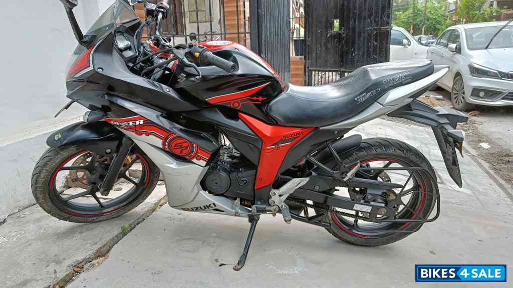 Suzuki Gixxer SF Fi Suzuki Gixxer SF Fi