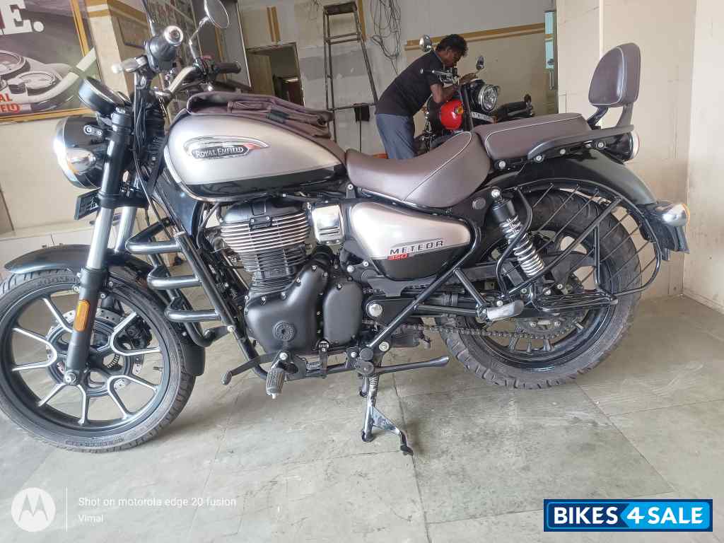 Silver Cs Royal Enfield Meteor 350
