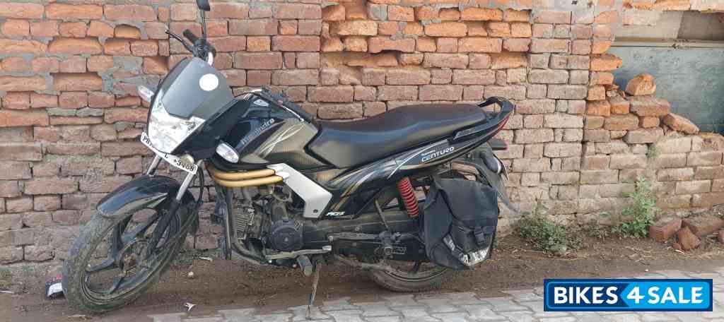 Mahindra Centuro
