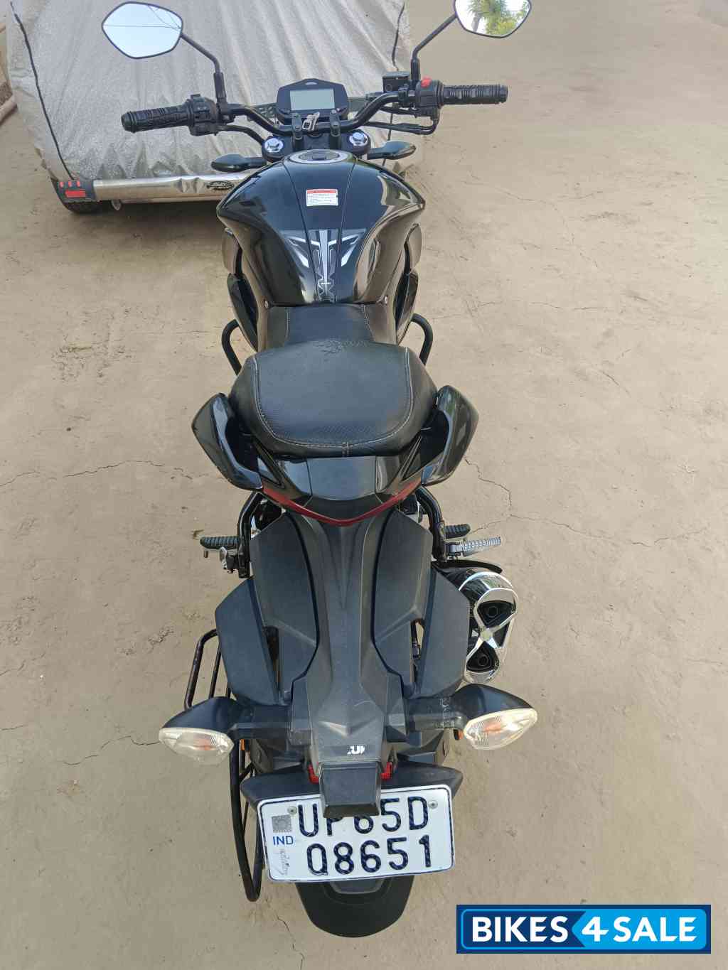Black Suzuki Gixxer ABS Black Suzuki Gixxer ABS