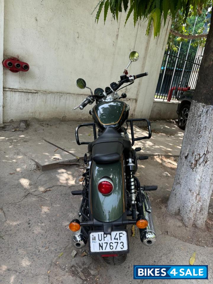 Interstellar Green Royal Enfield Super Meteor 650 Interstellar Green Royal Enfield Super Meteor 650