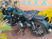 Black Royal Enfield Bullet Standard 350