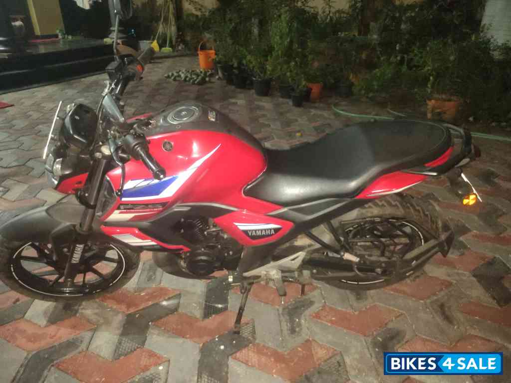 Yamaha FZ-S FI V3 Yamaha FZ-S FI V3