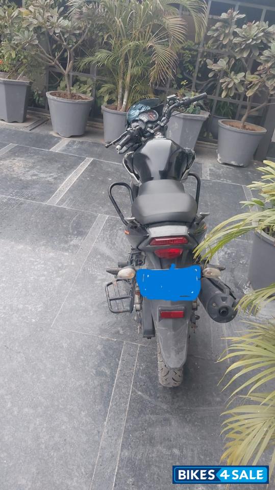 Black Yamaha SZ-RR Black Yamaha SZ-RR