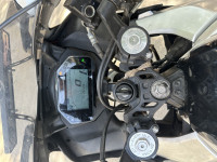 Silver & Blac Yamaha R15M