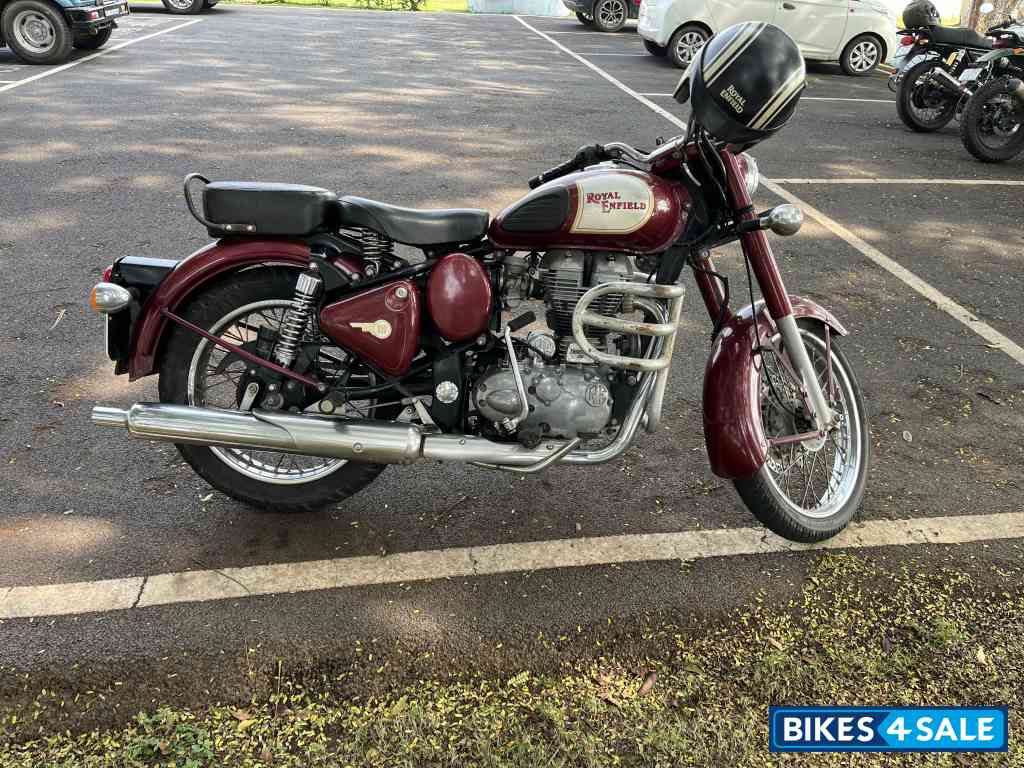 Maroon Royal Enfield Classic 350