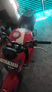 Red TVS Apache RTR 160 4V