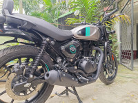 Royal Enfield Hunter 350 Metro