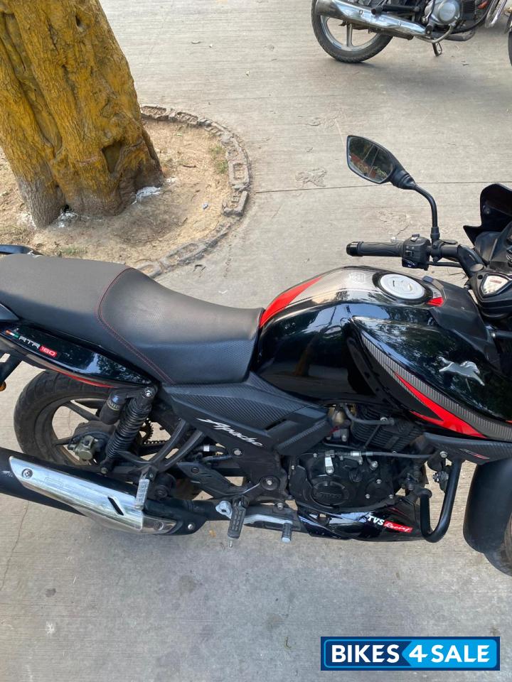 TVS Apache RTR 160 TVS Apache RTR 160
