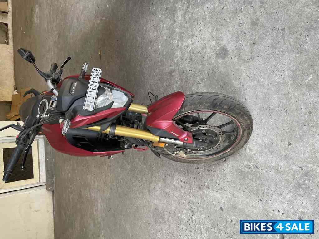 Honda Hornet 2.0 Honda Hornet 2.0