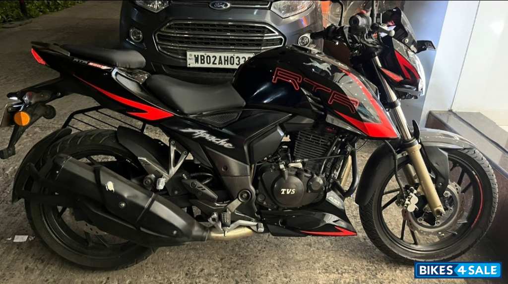 TVS Apache RTR 200 4V Race Edition 2.0 TVS Apache RTR 200 4V Race Edition 2.0