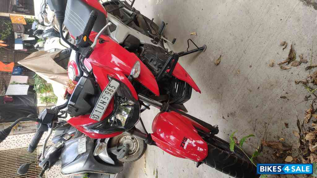 TVS Apache RTR 160 4V