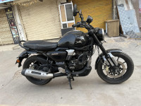 Black TVS Ronin SS