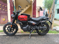 Royal Enfield Hunter 350 Metro