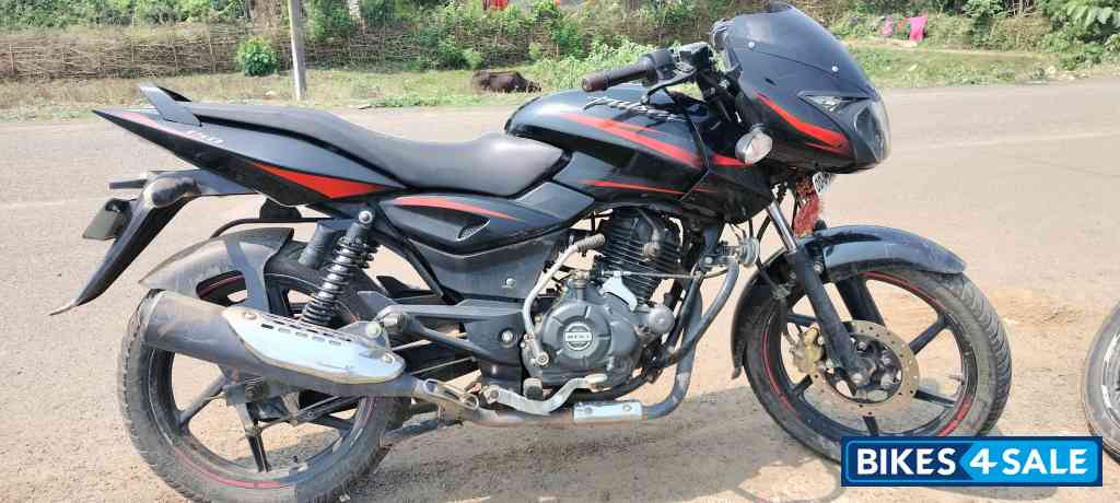 Red Black Bajaj Pulsar 150
