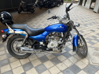 Blue Bajaj Avenger Cruise 220