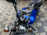 Blue Bajaj Avenger Cruise 220