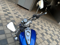 Blue Bajaj Avenger Cruise 220