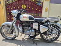 Silver Royal Enfield Classic 350