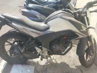 Honda CB Hornet 160R