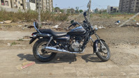 Auburn Black Bajaj Avenger Cruise 220