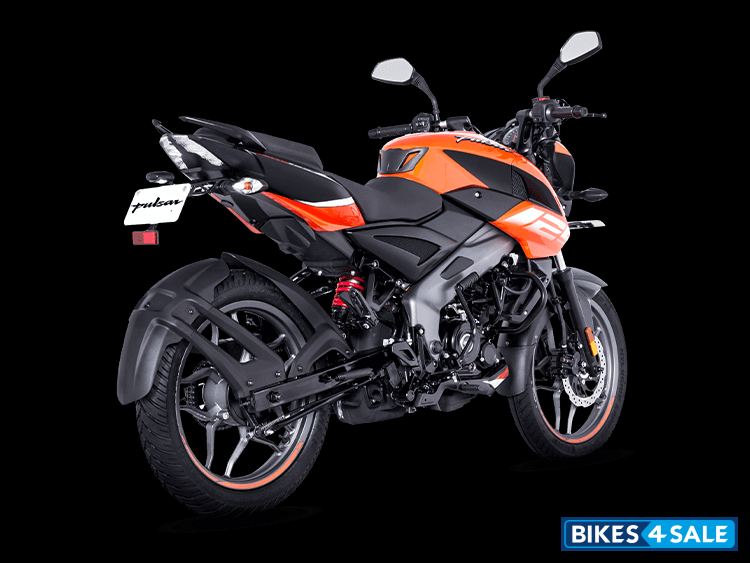 Orange Bajaj Pulsar NS 125 Orange Bajaj Pulsar NS 125