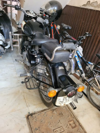 Black Royal Enfield Classic 350