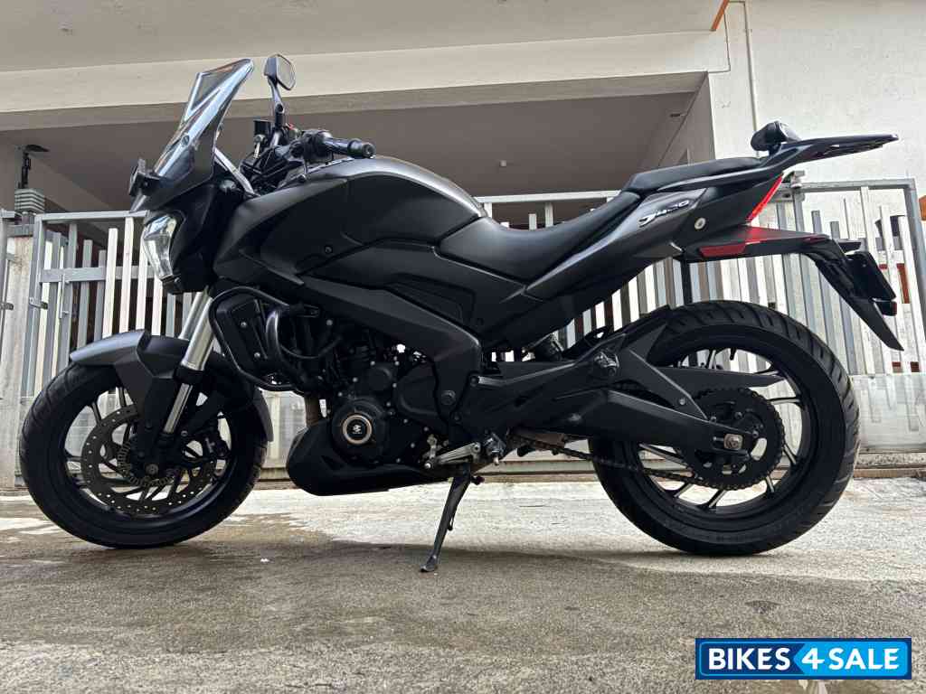 Matte Black Bajaj Dominar 400 ABS BS6 Matte Black Bajaj Dominar 400 ABS BS6