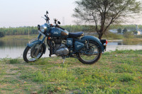 Royal Enfield Classic Squadron Blue 2018 Model