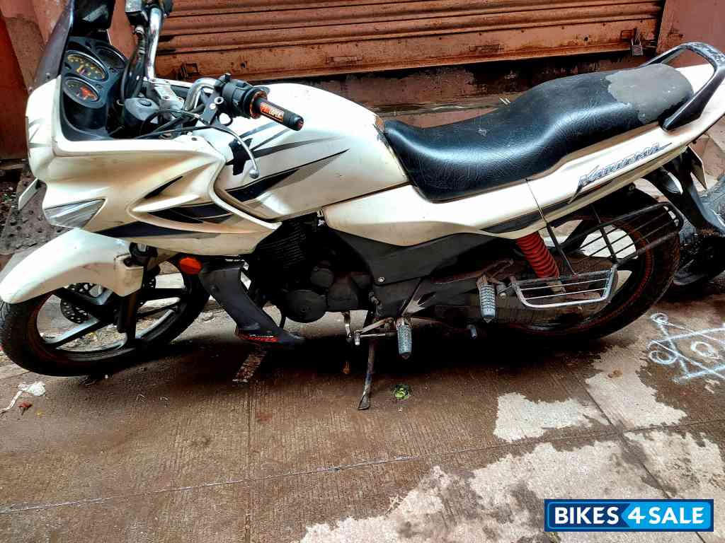 White Hero Karizma R White Hero Karizma R