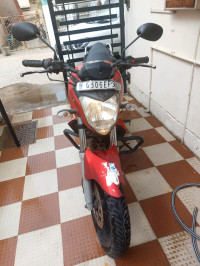 Red And Black Yamaha FZ16