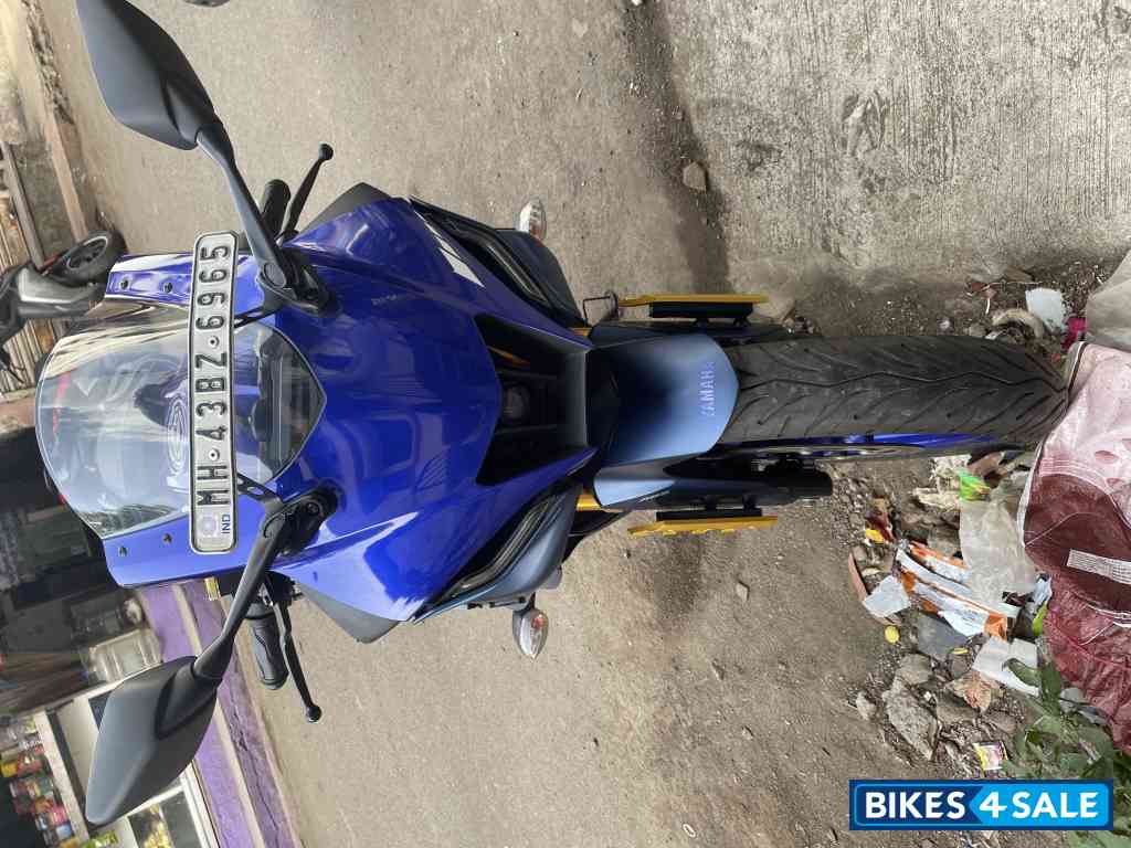 Racing Blue Yamaha R15 V4 Racing Blue Yamaha R15 V4