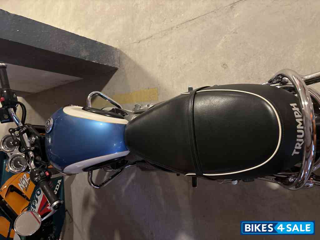 Triumph Bonneville T100 Triumph Bonneville T100