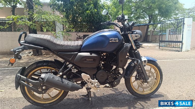 Matte Blue Yamaha FZ-X Matte Blue Yamaha FZ-X